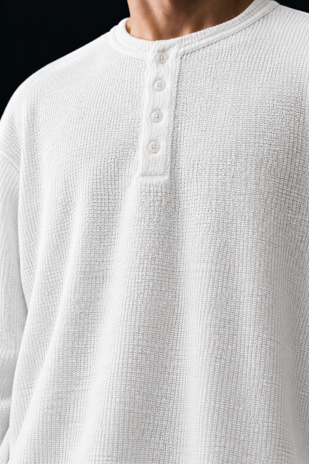 ESSENTIAL WAFFLE HENLEY - WHITE
